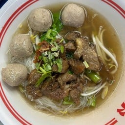 โกเด้งโฮเด้งเลี่ยงเมืองนนทบุรี ก๋วยเตี๋ยว&ข้าว โกเด้งโฮเด้งหน้าตลาดเสธหนั่น