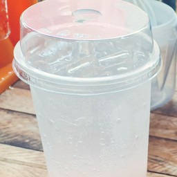 น้ำ ลิ้นจี่