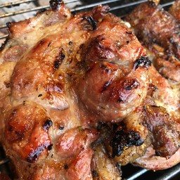 คอหมูย่าง