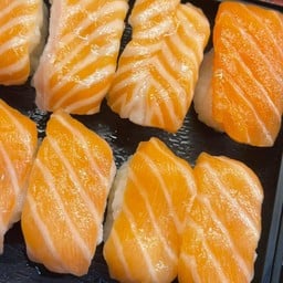 ซูชิแซลมอน