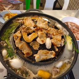 หมูกระทะ 300