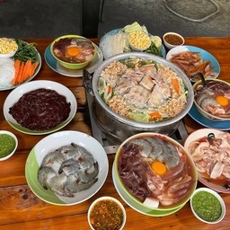 ชุดใหญ่