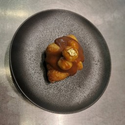 ิมินิ แม็คคาเดเมีย