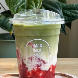 สตอเบอรี่มัทฉะลาเต้