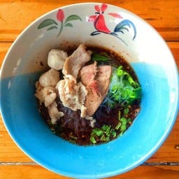 ก๋วยเตี๋ยวเรือ ป.ประทีป เฮียเช้า ก๋วยเตี๋ยวเรือ ป.ประทีป เฮียเช้า คู้บอน 27 แยก 1