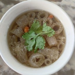 เยื่อไผ่ตุ๋น