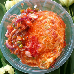 ข้าวไข่เจียว + ยำปลากระป๋อง