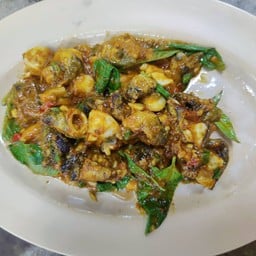 กบผัดเผ็ด