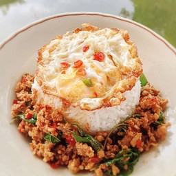 กะเพราหมูสับ