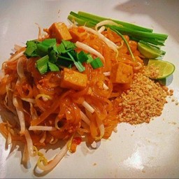 ผัดไทยเส้นจันท์ ชุด 3 ห่อ