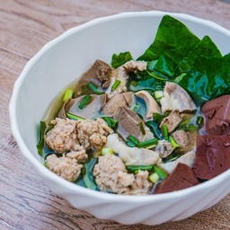 เกาเหลาเลือดหมู