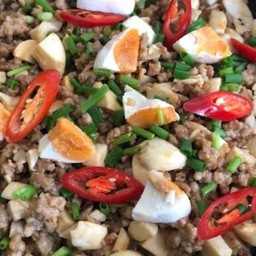 หมูสับผัดไข่เค็ม