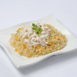 ข้าวผัดเนื้อปู