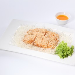 ไก่ทอดงาสอดไส้กุ้ง