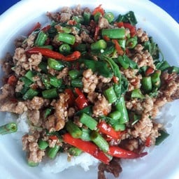 กะเพราหมูสับสุตรประยุกต์