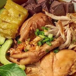 ก๋วยเตี๋ยวบ้านสวน