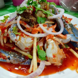 ยำมะม่วงปูม้าใหญ่ ไซร์3-4ตัวโล