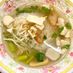 เส้นเล็กน้ำใส 