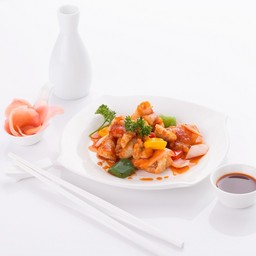 เนื้อไก่ผัดเปรี้ยวหวาน