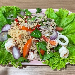 ยำมาม่าทะเล