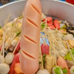 ลูกชิ้นนึ่ง น้ำจิ้มรสเด็ด ตลาดนัดกลางคืน k space