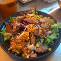 ยำเนื้อย่าง น้ำจิ้มซีฟู้ด