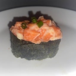 MoMo Sushi - ซูชิ ตลาดพงศ์ไพบูลย์