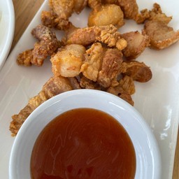 หมูสามชั้นทอดเกลือ