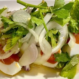 ยำไข่เค็ม