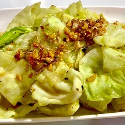 กะหลำปลีผัดน้ำปลา