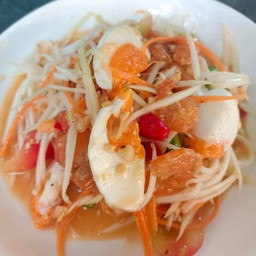 ส้มตำไทยไข่เค็ม