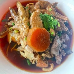 ก๋วยเตี๋ยวไก่มะระ สูตรเด็ด เจ้แป้ง ศรีสะเกษ