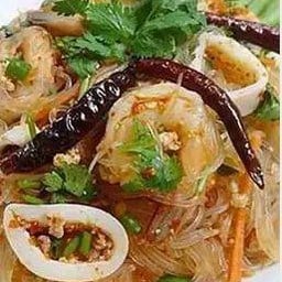 อะไรก้อยำ