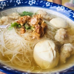 อร่อยแน่ แม่ป้อม