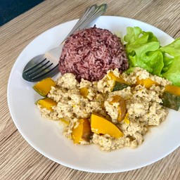 ข้าวฟักทองผัดไข่ สุตรคลีน 300 kcal