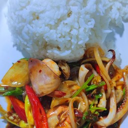 ผัดพริกเผารวมมิตร - ทะเล