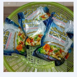 เส้นแก้ว