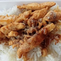 ข้าว ไก่ทอดกระเทียมพริกไทย