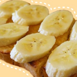 ขนมปังหัวกะโหลกปิ้ง เนย+ซอสคาราเมล+กล้วยหอม 2แผ่น