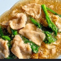 ราดหน้าหมู