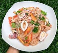 กินข้าวไปนอน Phatthanakan,  Bangkok