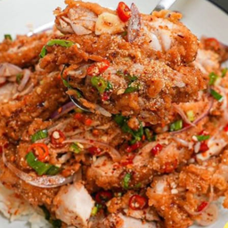 ข้าวยำไก่เเซ่บซี๊ด