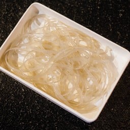เส้นเล็กเสฉวน 50 กรัม 火锅粉50克