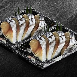 ซาบะดอง 8 ชิ้น