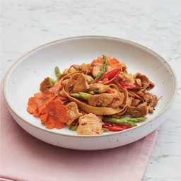 เฟตตูชินี่ขี้เมาเนื้อ