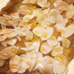 ขนมปังหัวกะโหลกปิ้ง เนย+น้ำผึ้ง+อัลมอนด์สไลด์ 2แผ่น