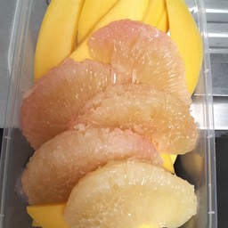 ผลไม้สดน้ำปลาหวานพริกเกลือ