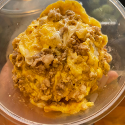 ข้าวไข่ข้นหมูสับ