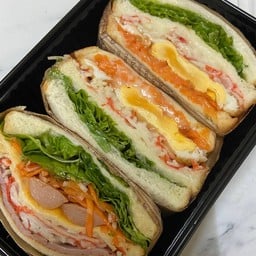Sandwich lovers