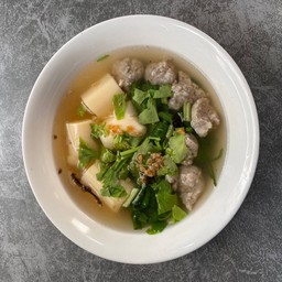 แกงจืดเต้าหู้หมูสับ